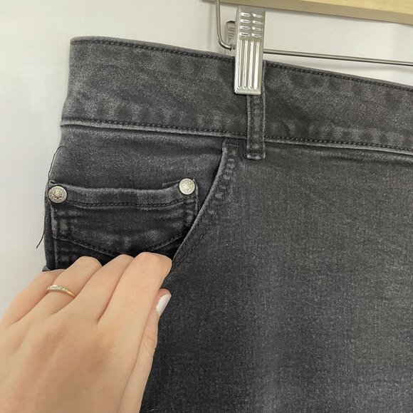 Riders By Lee Womens Mid Rise Bootcut Jeans Black Denim Stretch Classic 5-Pocket - Picture 2 of 6